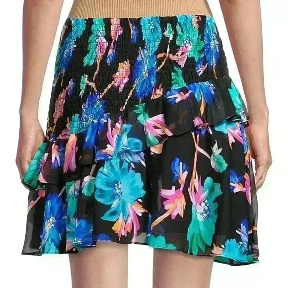 NWT Milly Ginny Floating Cosmos Print Miniskirt Sz 2 can fit up to Sz 6 - Picture 2 of 11